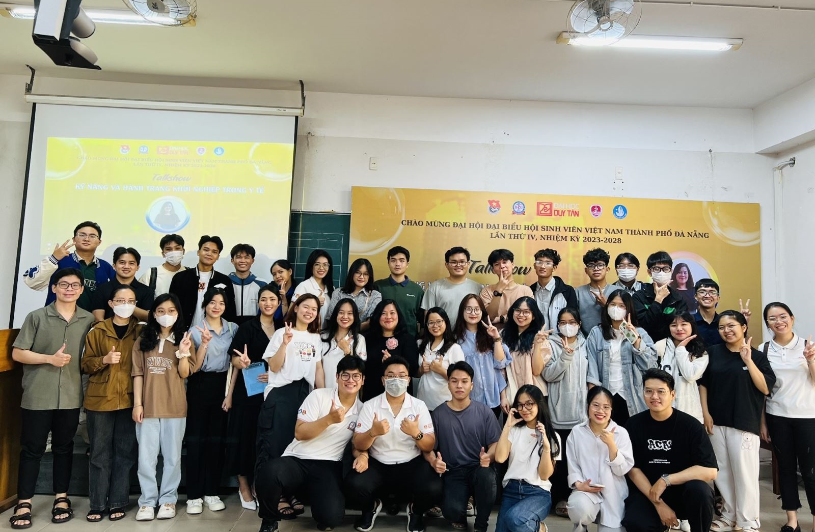 TỔNG KẾT TALKSHOW “KỸ NĂNG VÀ HÀNH TRANG KHỞI NGHIỆP TRONG Y TẾ”